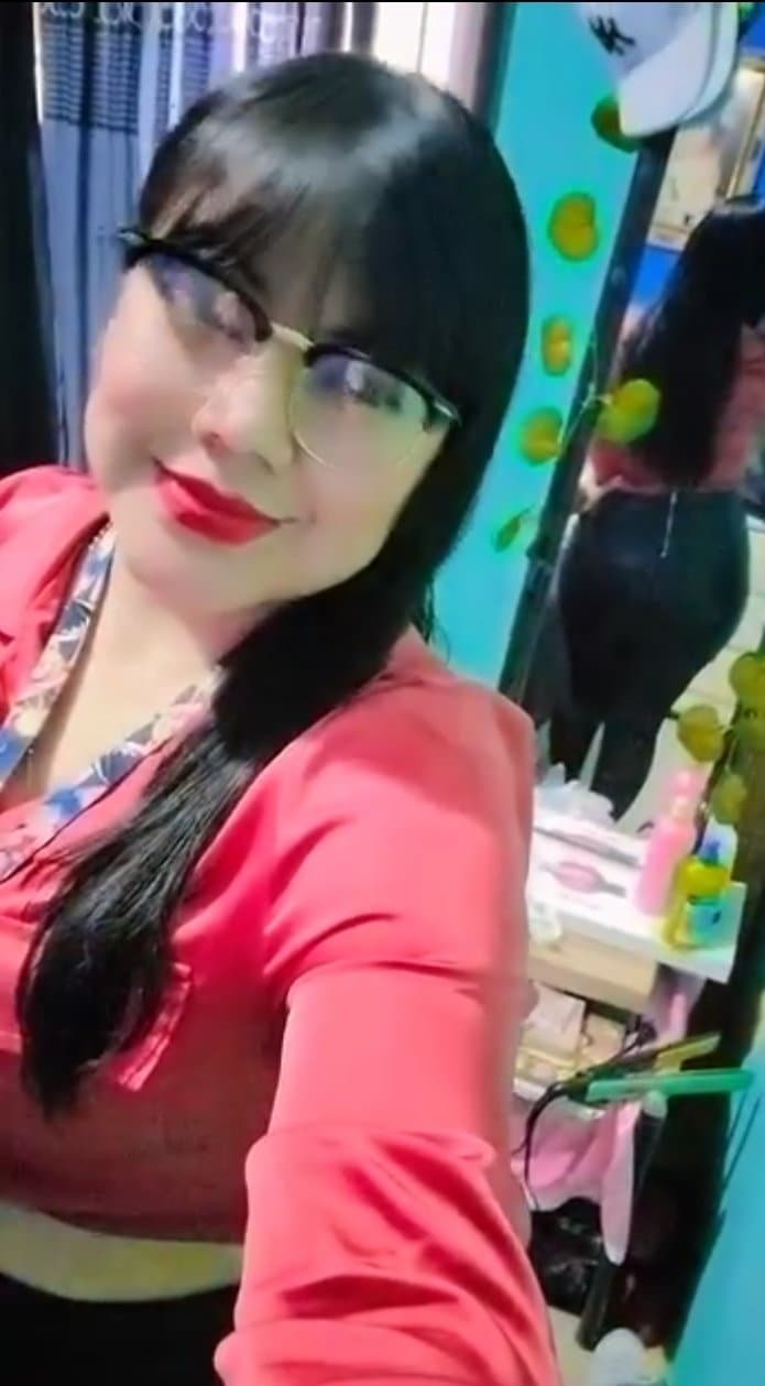 Brenda janeth la putita de cd juarez chih un 500 y se arma....quien ya se la cojio o quien la conoce