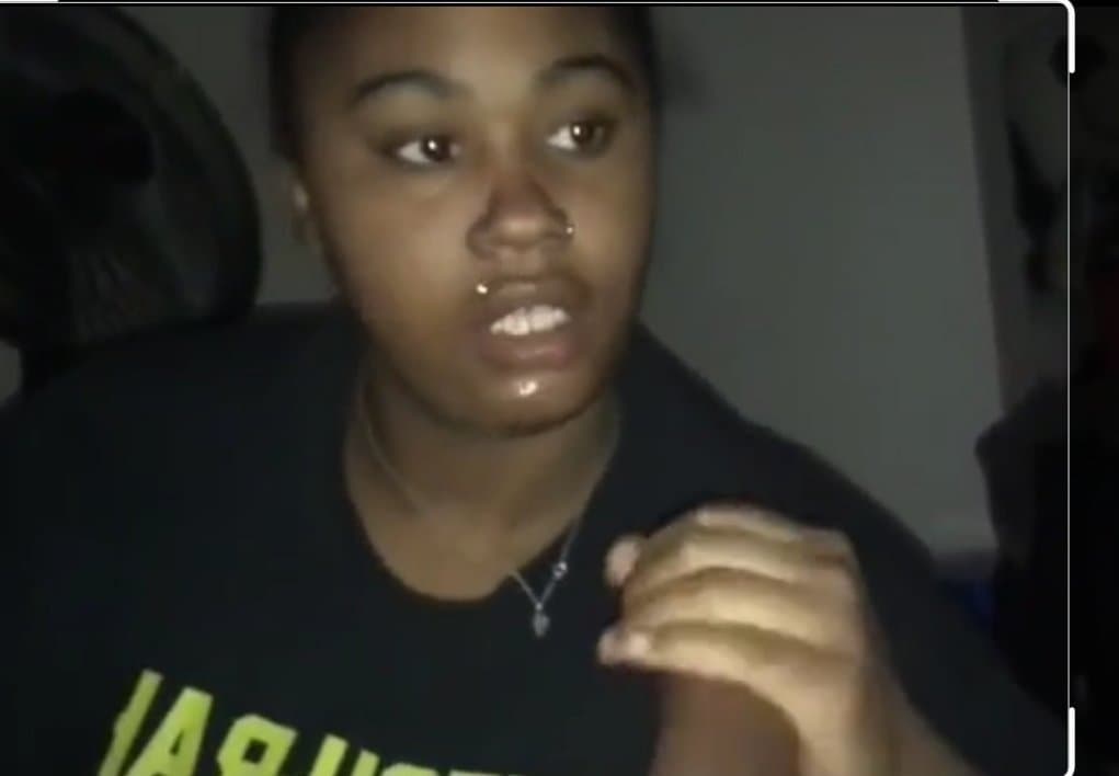 Bad ebony mom facial interrupted...Bad mom caught mid facial