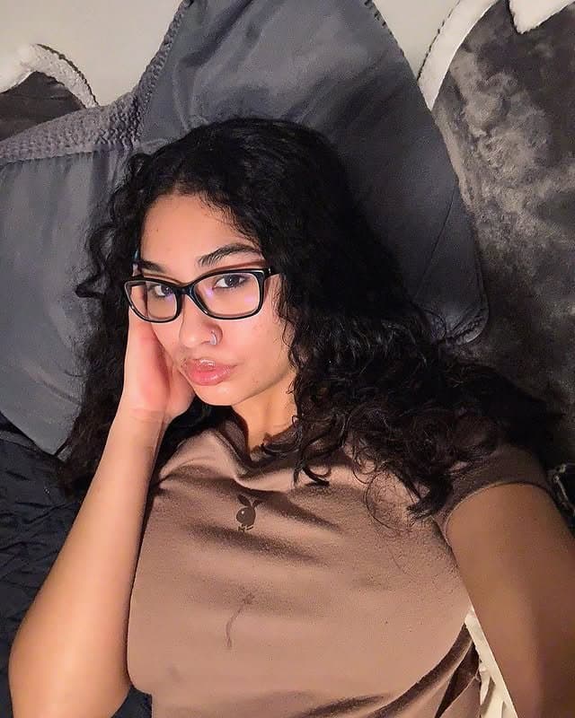 Sexy busty latina slut Kali pt2