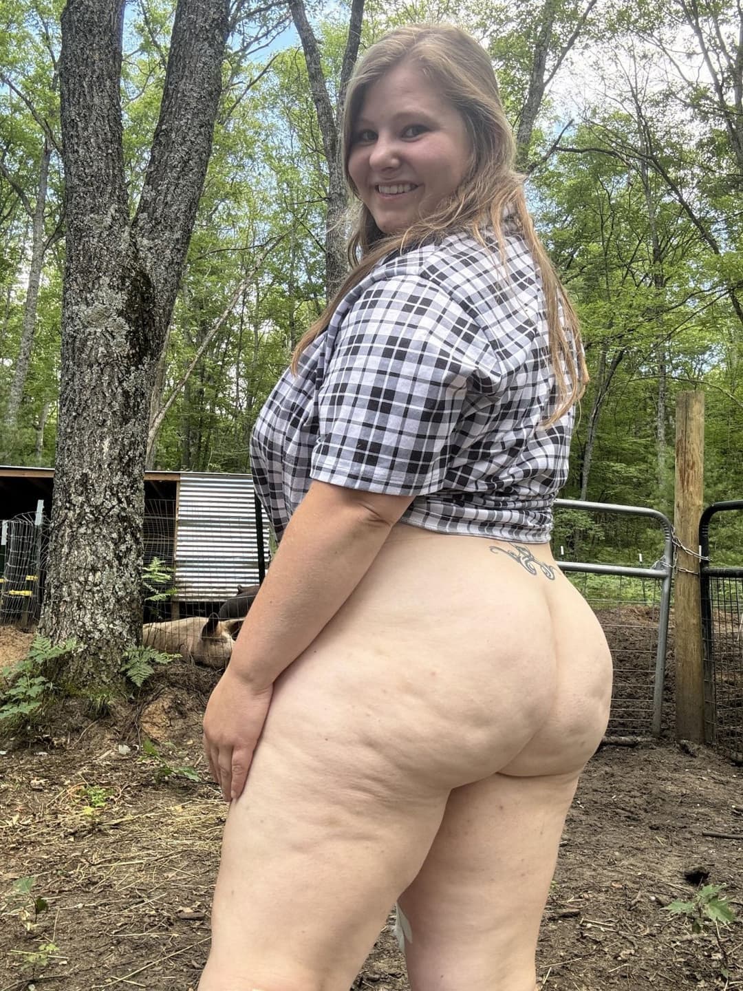 Emma in the backwoods ??? Now this is an actual BBW ❤️