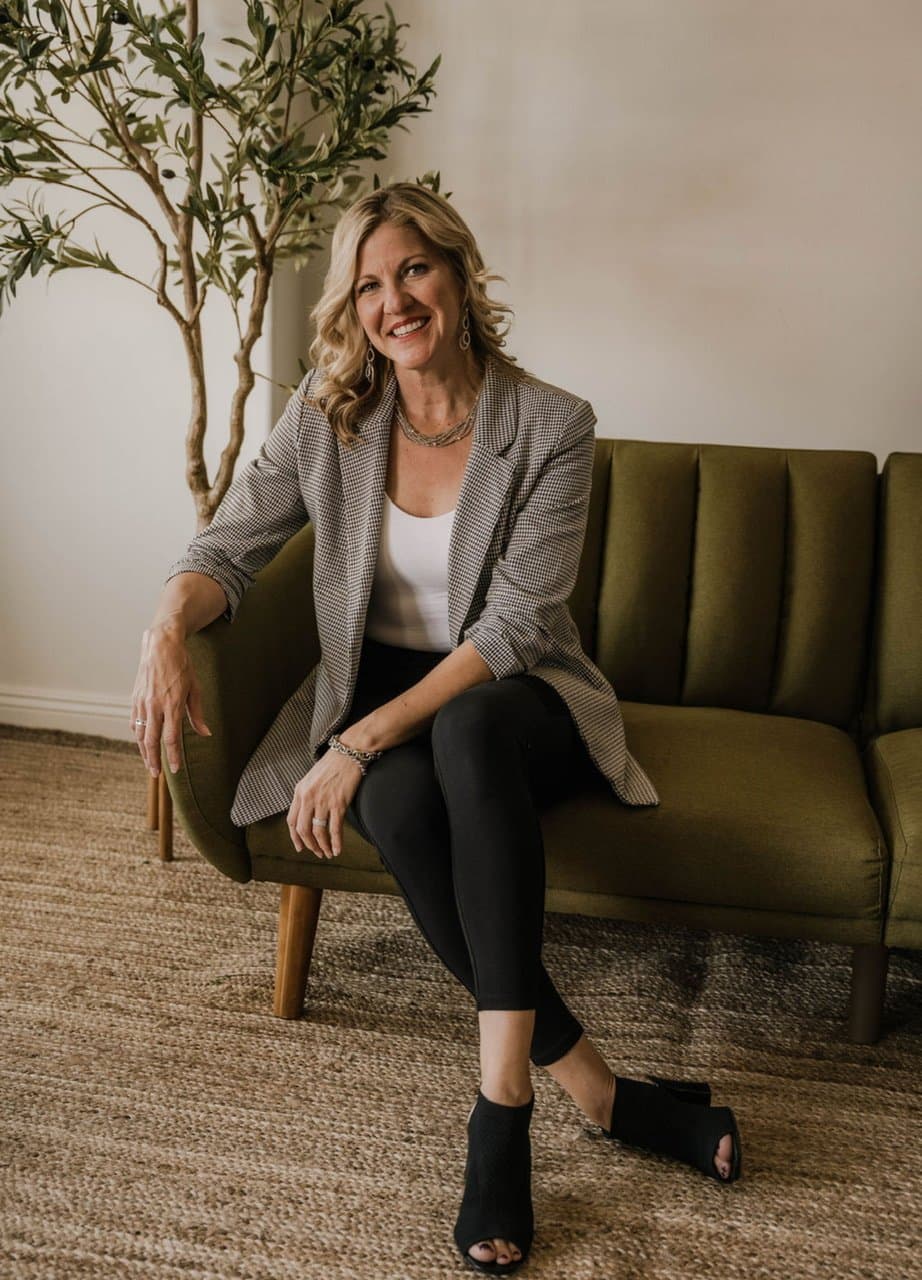 Niki the Business Bitch