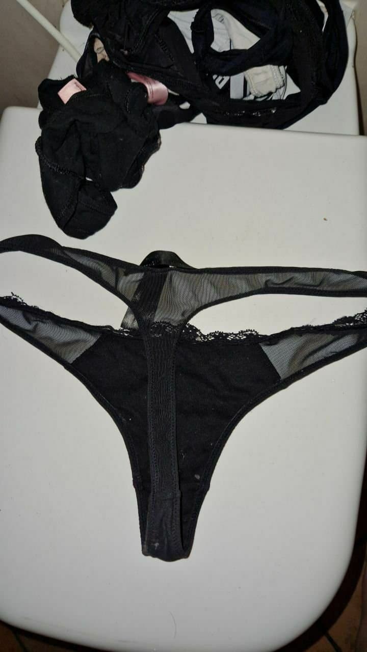 Holly 19 Slut with her Sextoys