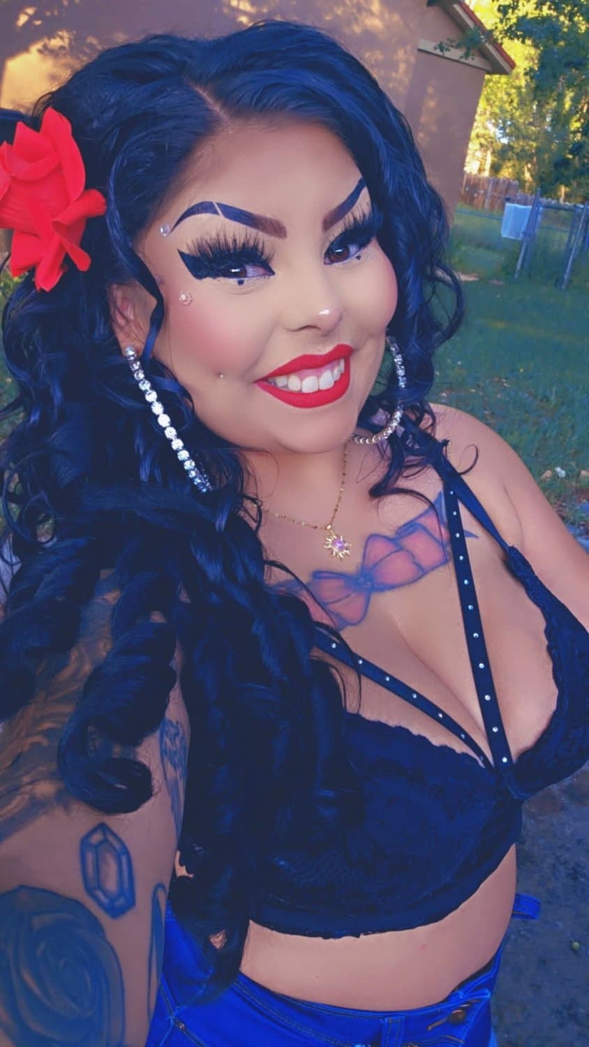 Tru hometown slut,fucking basically anyone when drunk. Literally anyone when drunk