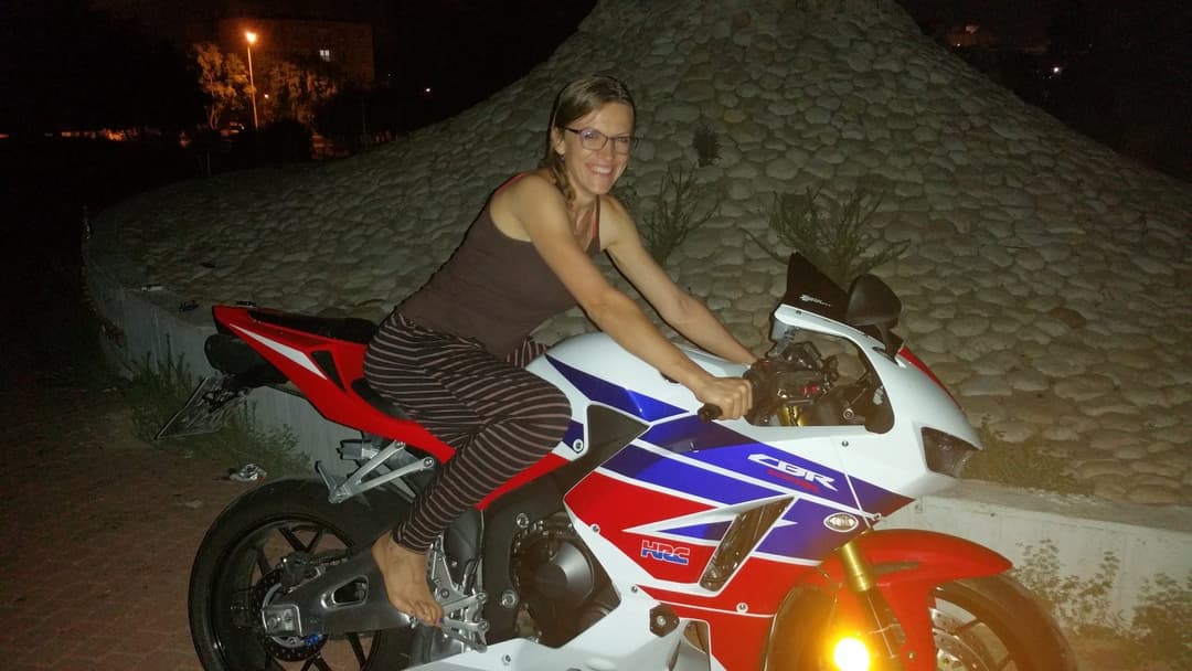 Boss on Bke Fucks Irina Secretary