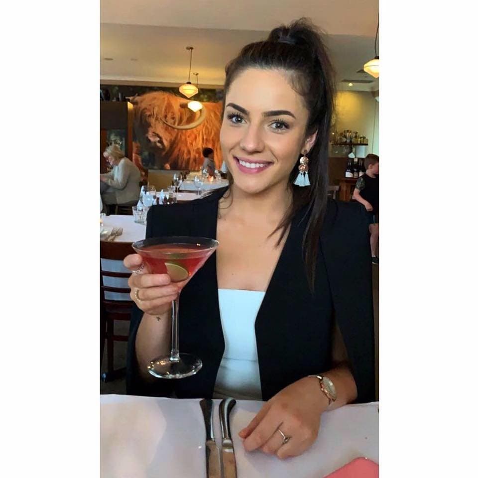 Click to view full size Mount and Fuck Hot Teen Hannah Daly Until You Cum Inside Her