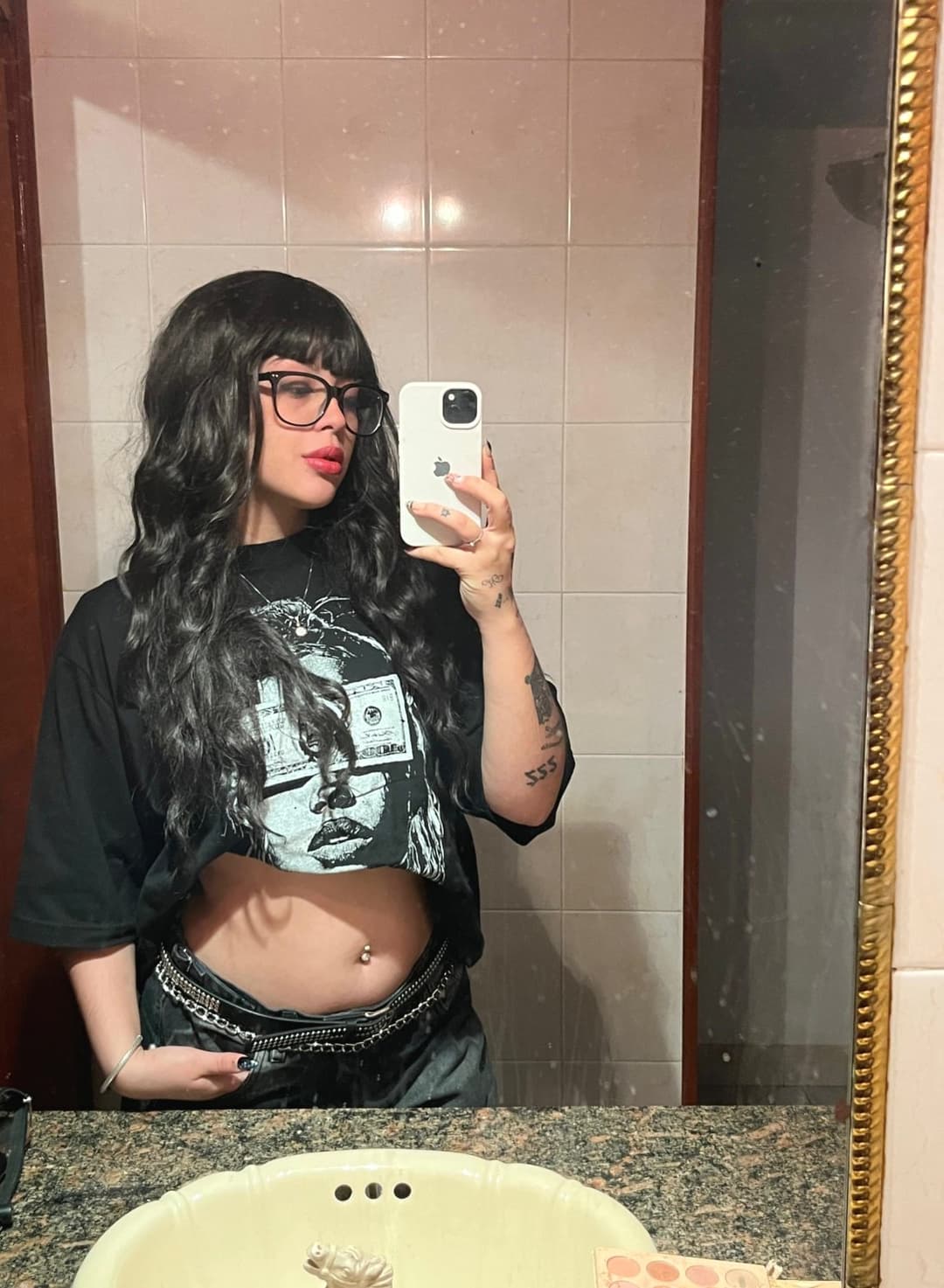 Play naughty, play nice? I’m here to mess up your mind