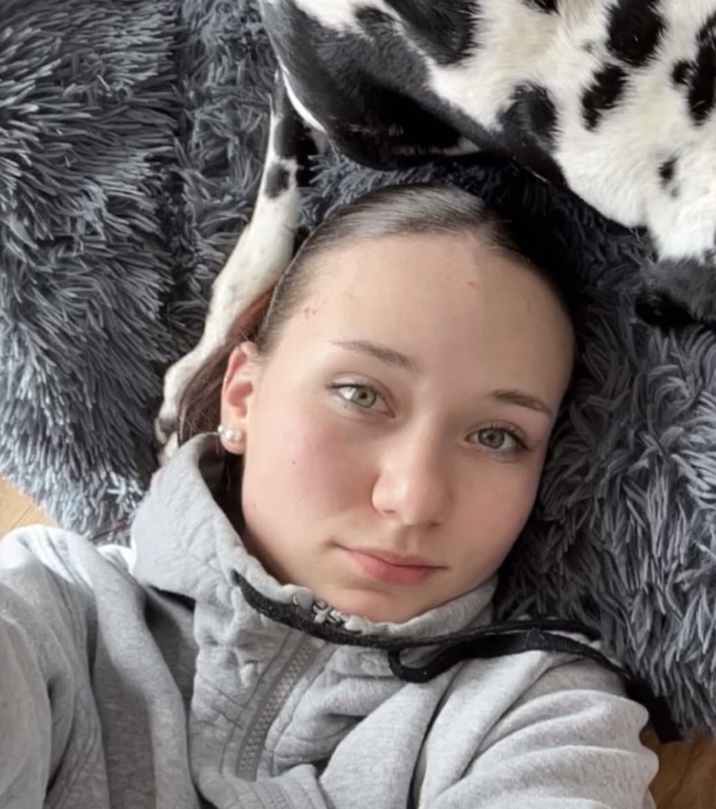 Hot swiss/italian ex girlfriend teen snapchat nudes leaked & her friend is hot.