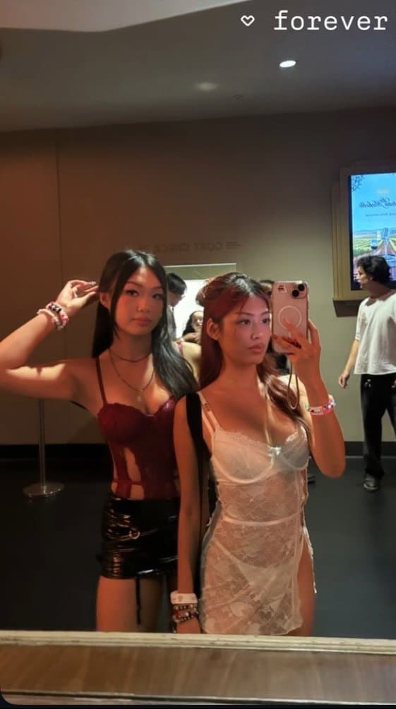 Click to view full size Goon for this sexy red hair Viet slut