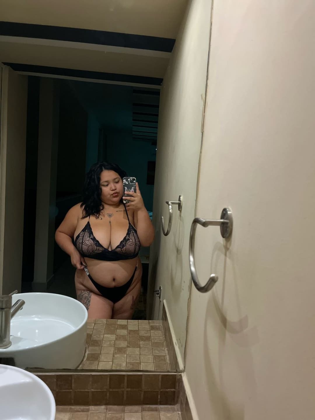 Fat bitch selling some expensive photos, at least those are some huge tits