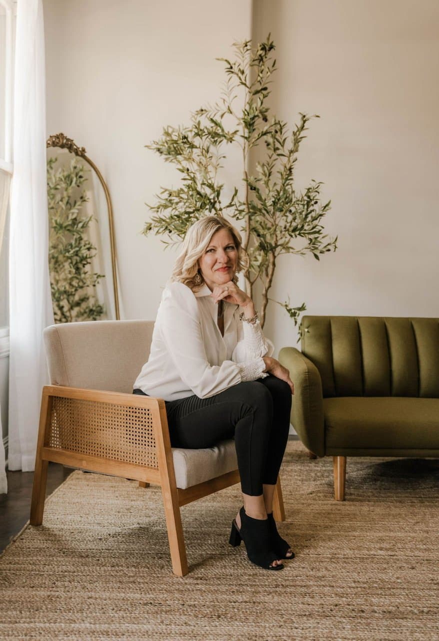 Niki the Business Bitch