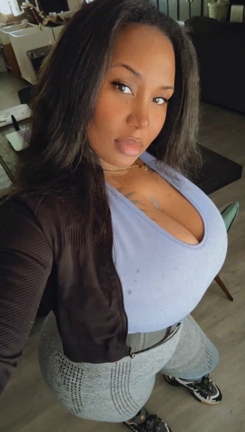 Milf Aged Big Titty Louisiana Thot Now in HTX