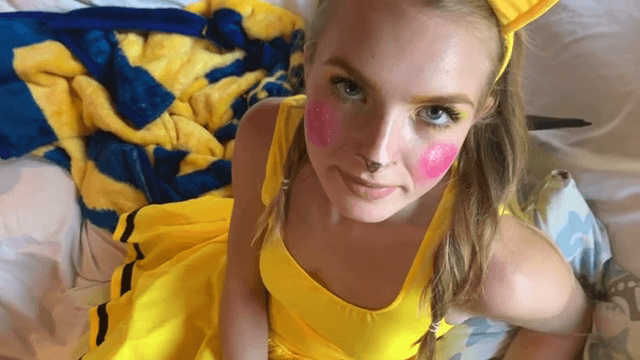 Caught a weard easter bunny in my garden, she are amazing