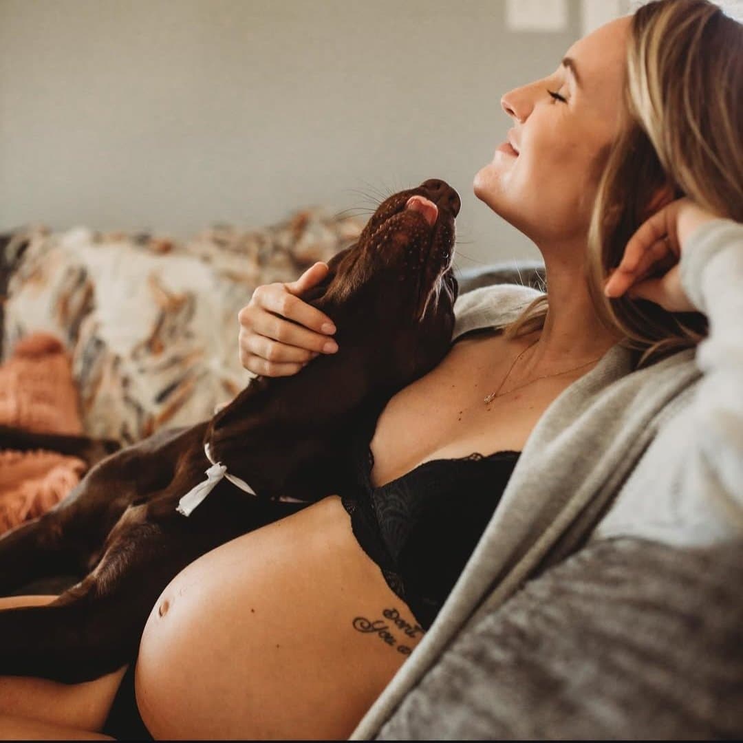 Click to view full size Gorgeous fit wife and mom. Tell me what you think of her.