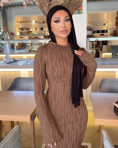 iraqi hoejabi with dsl showing why hijabi bitches r the best ????