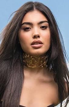 Lizge comet muito linda essa maravilha de mulher ??