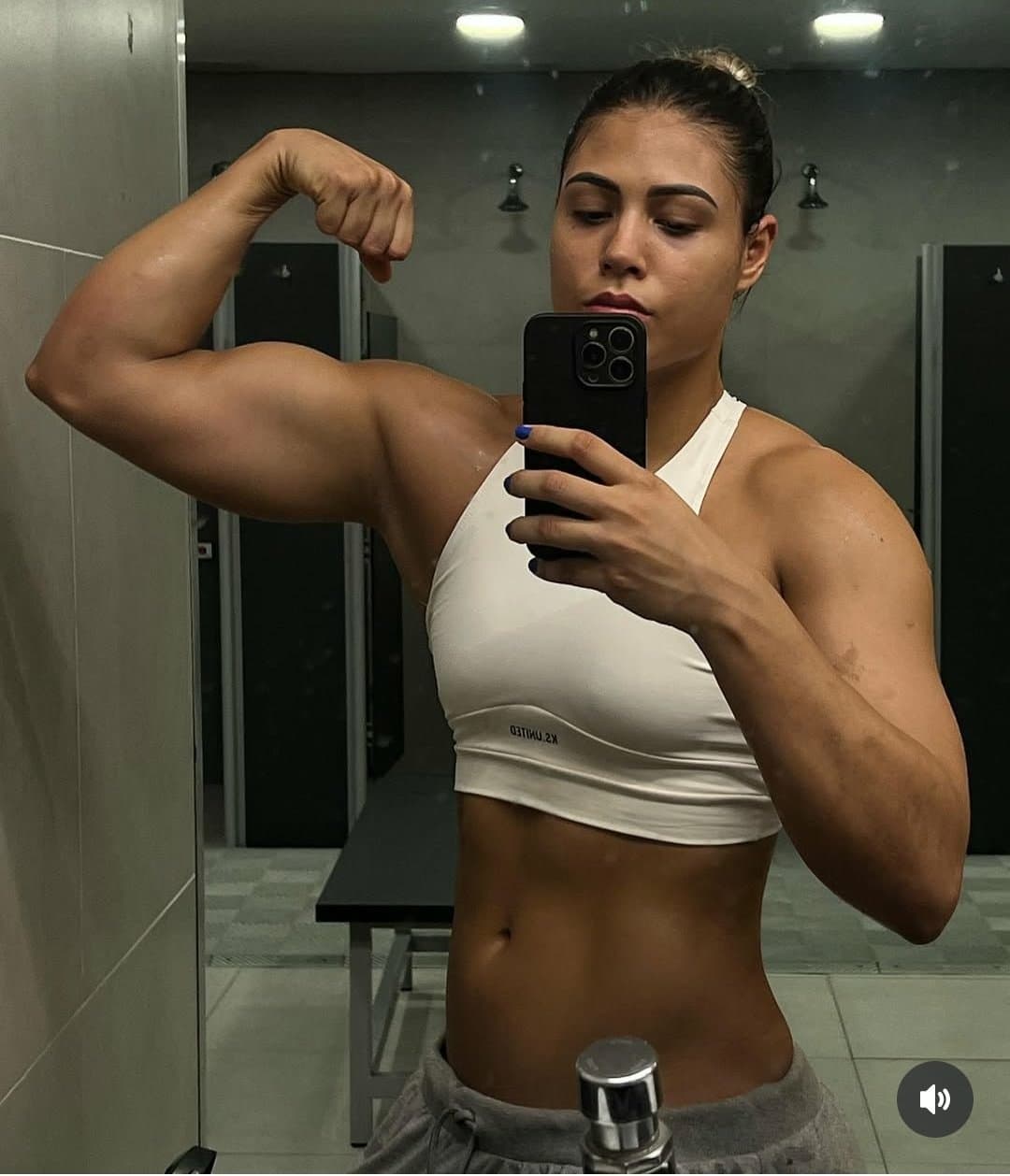 Pt.1 Fitness FBB influencer Lily Martinss. Pics only of this Brazilian goddess