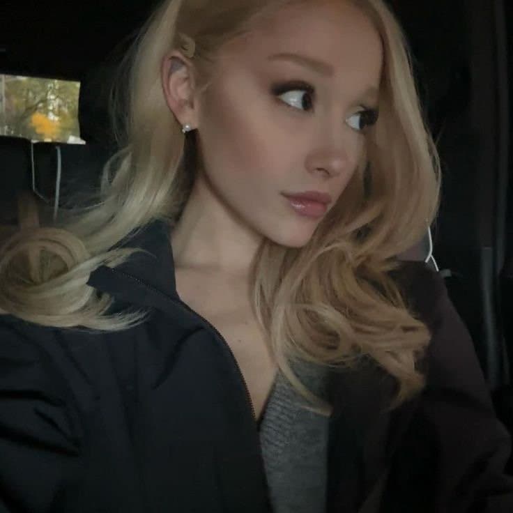 Ariana Grande is my favourite and only porn ??