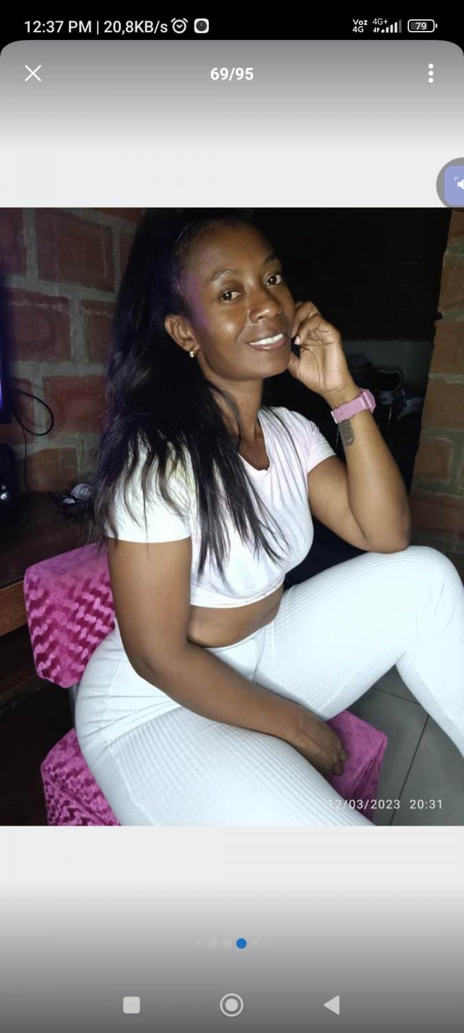 Jackeline Negrona Nalgota de la App  Nozy.video.livestream