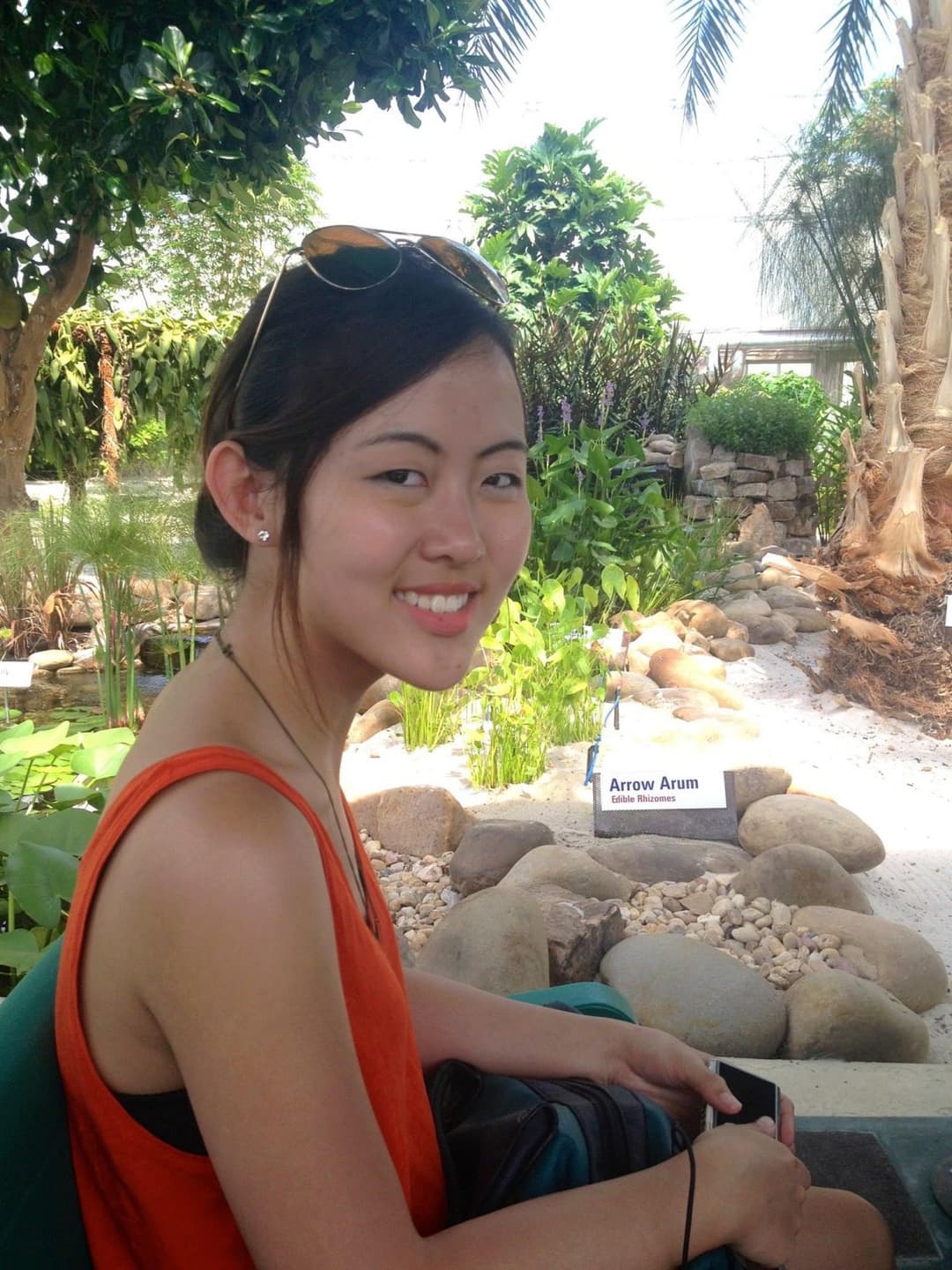 Cheating China wife having outdoor sex 2 men