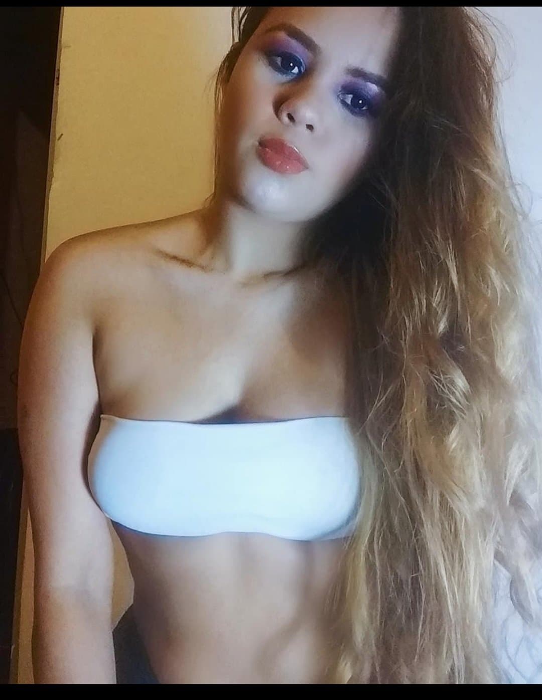 Marmita veio dormir na minha cama e levou gozada