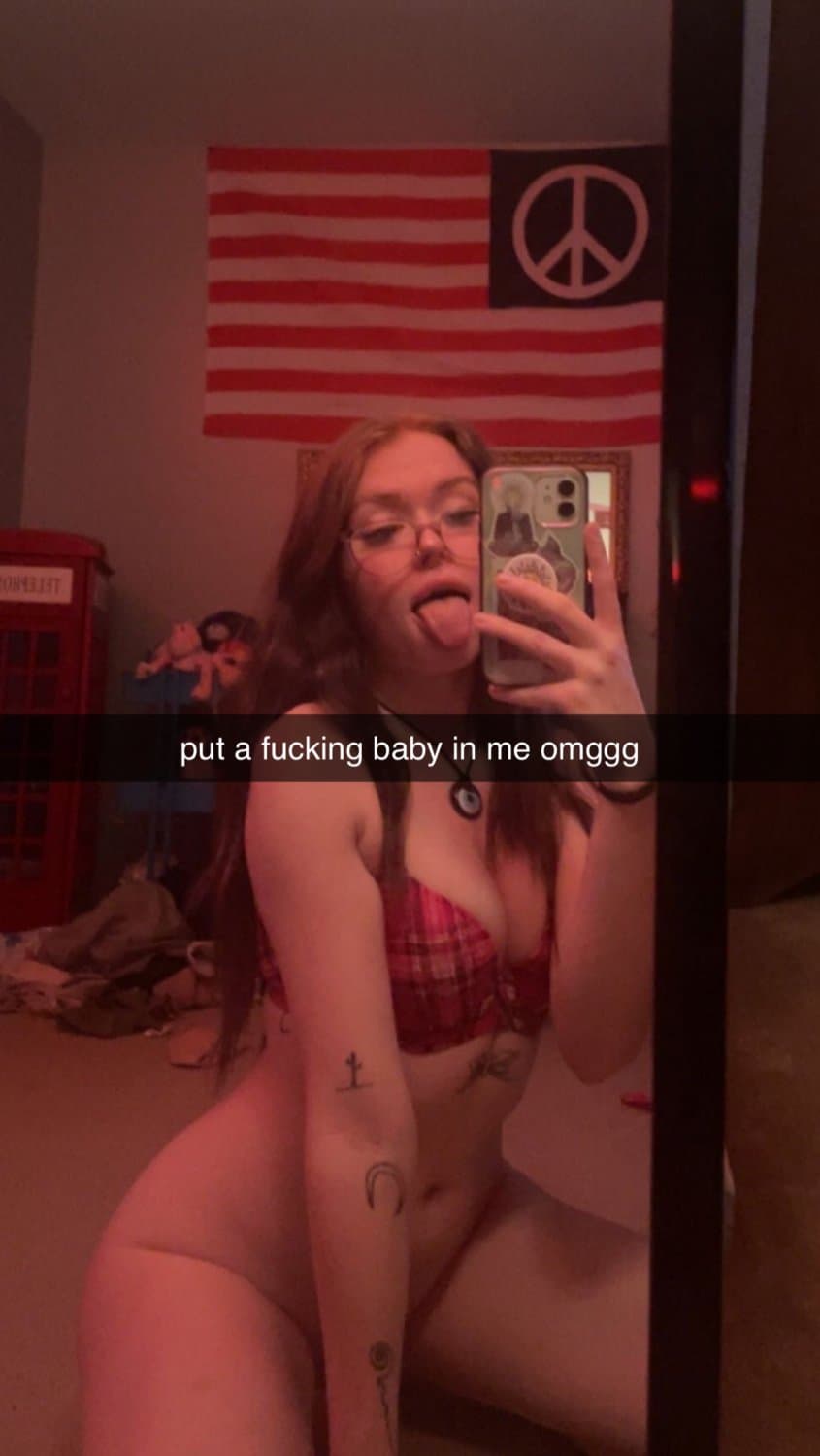 Click to view full size sexy pawg bitch cheating on her boyfriend