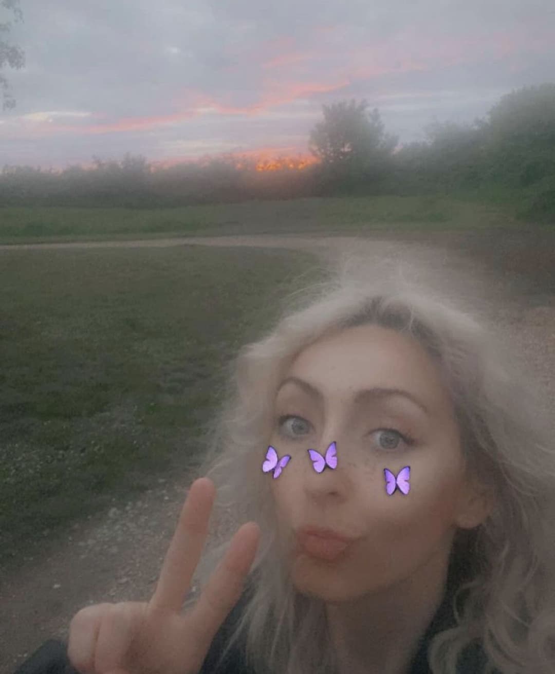 I think my crush Ellen knows how to attract fans