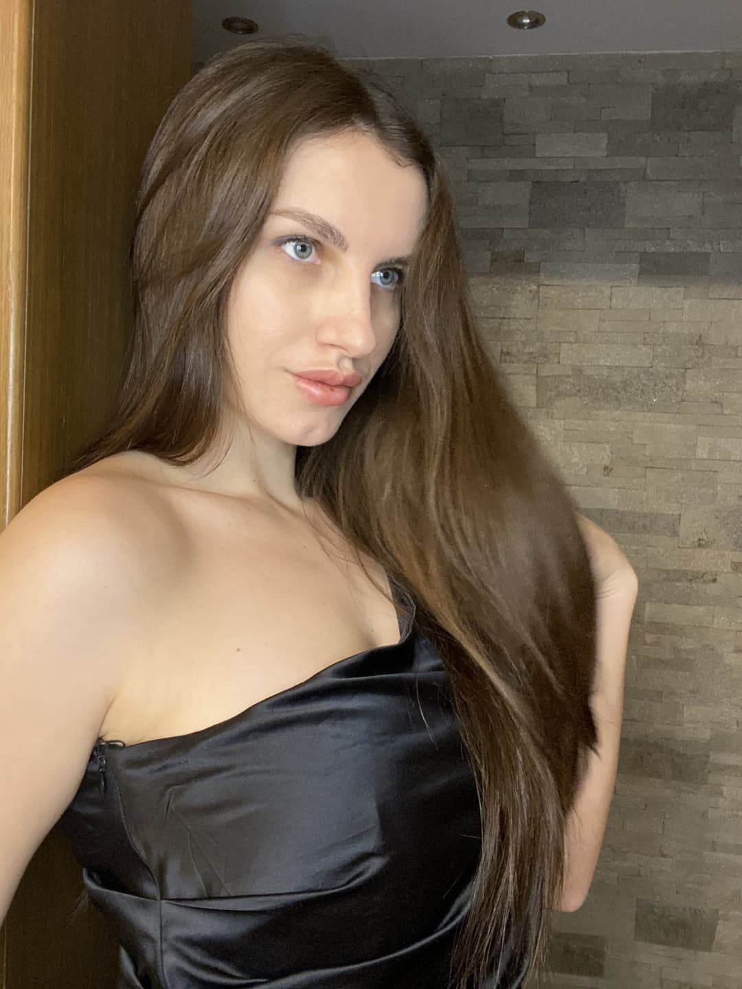 spending my Saturday night making redditors horny is fun ?