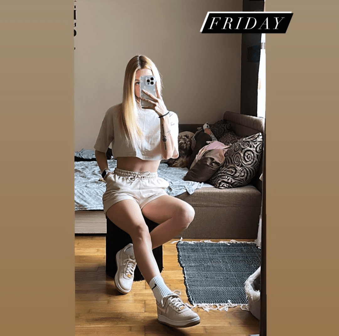 [kik] shsjebbd found the nudes of gfs best friend now im jerking hard af thinking about fucking her