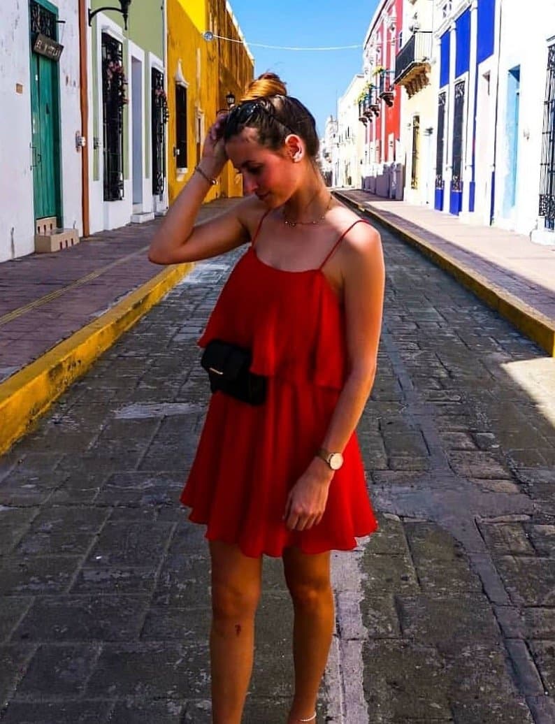 Hot german wife Elisa showed off at the beach