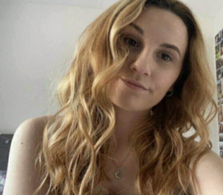 Pretty amateur can self fist