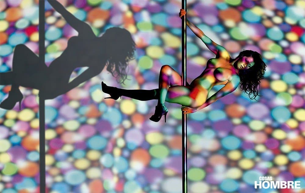 Totally naked MILF Pierina shows off her Latina body