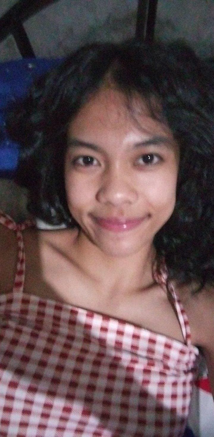 Rose Ann - Pinay Teen Girlfriend Scandal Leaks