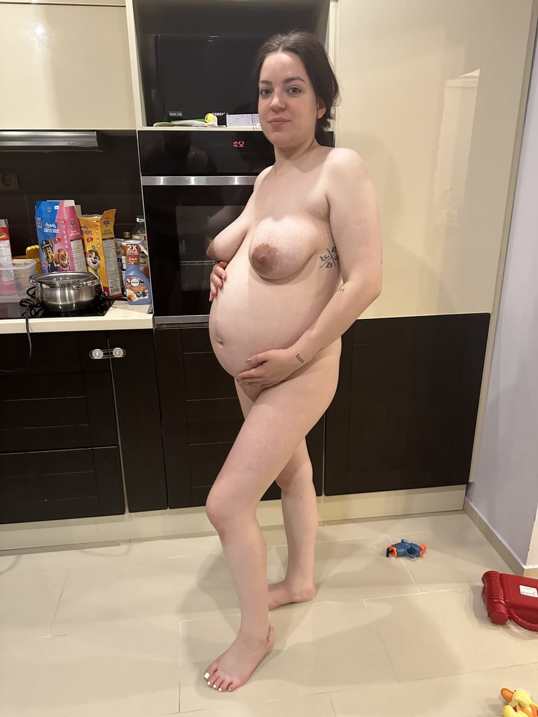 Cheating even while pregnant Hungarian wife Sophie showing off her saggy udders