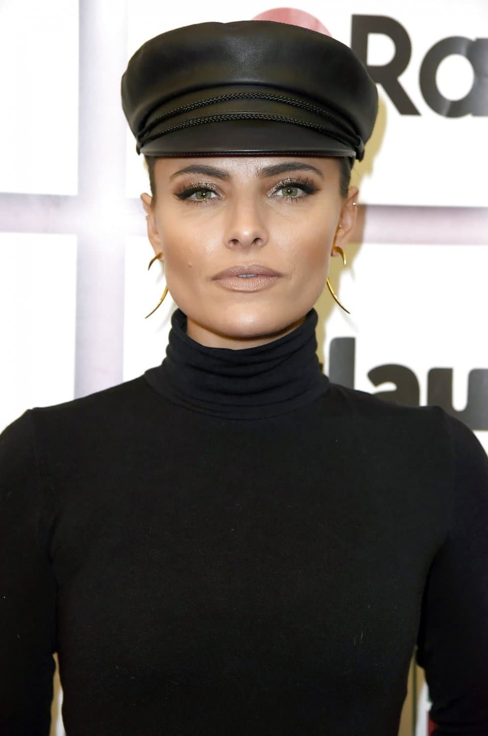 Die devote Sophia Thomalla braucht es besonders hart