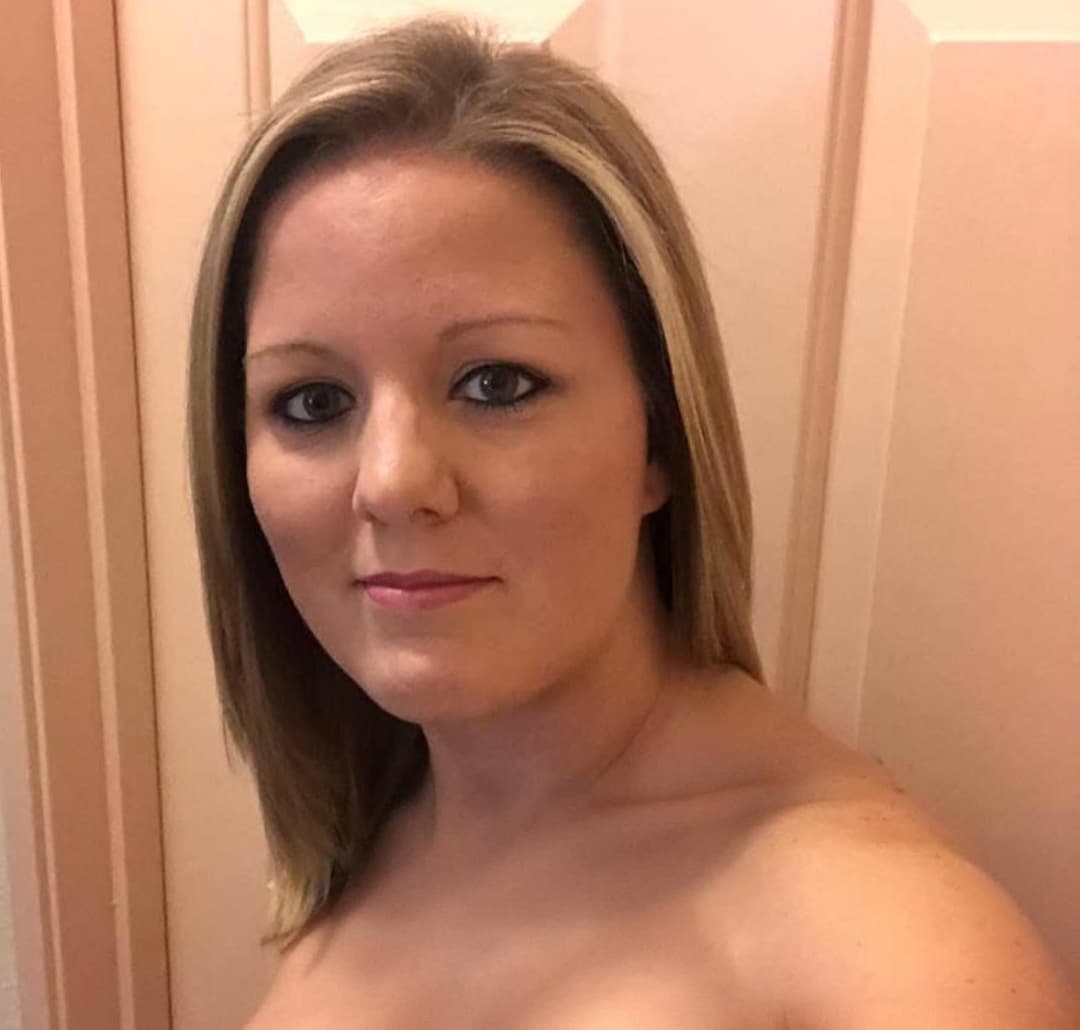 Mother and Daughter Have Fun, Then Daughter’s Friends Join