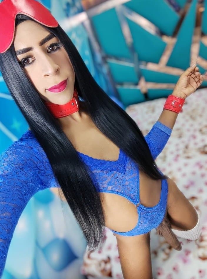 Candy Bigcock Sexy SHEMALE