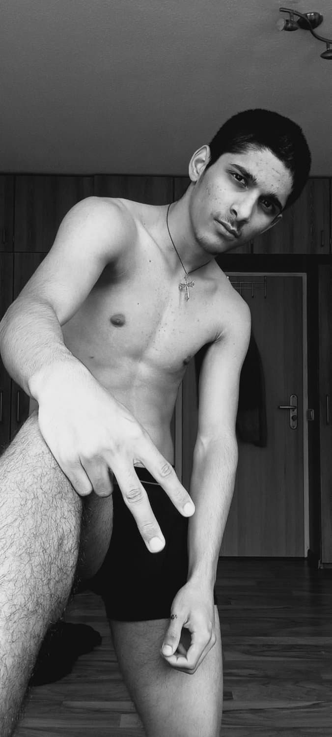 Simitli The Boy - Porn