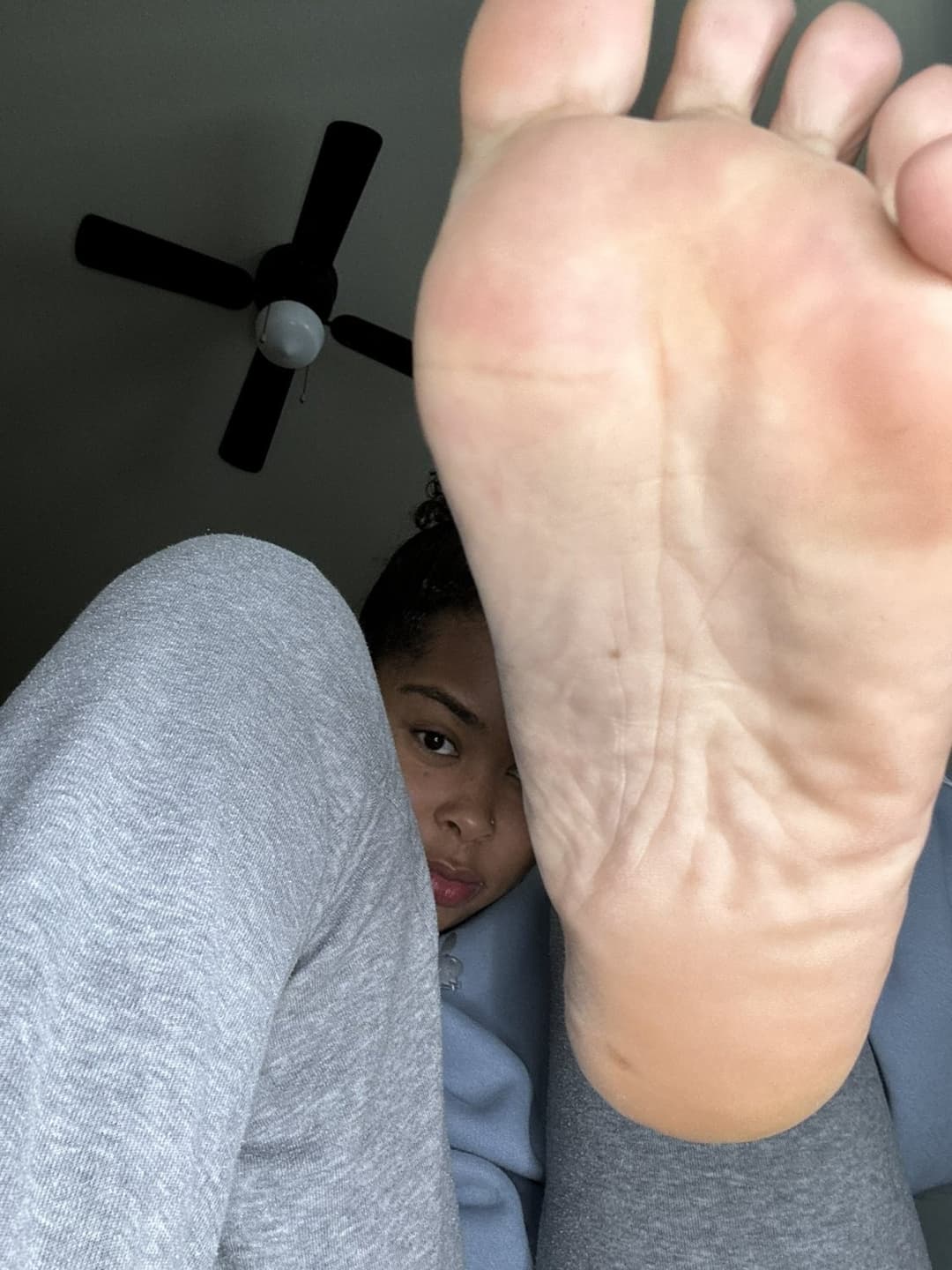 SEXY ASS LIGHT SKIN EBONY FOOT GODDESS -WHO HAS MORE