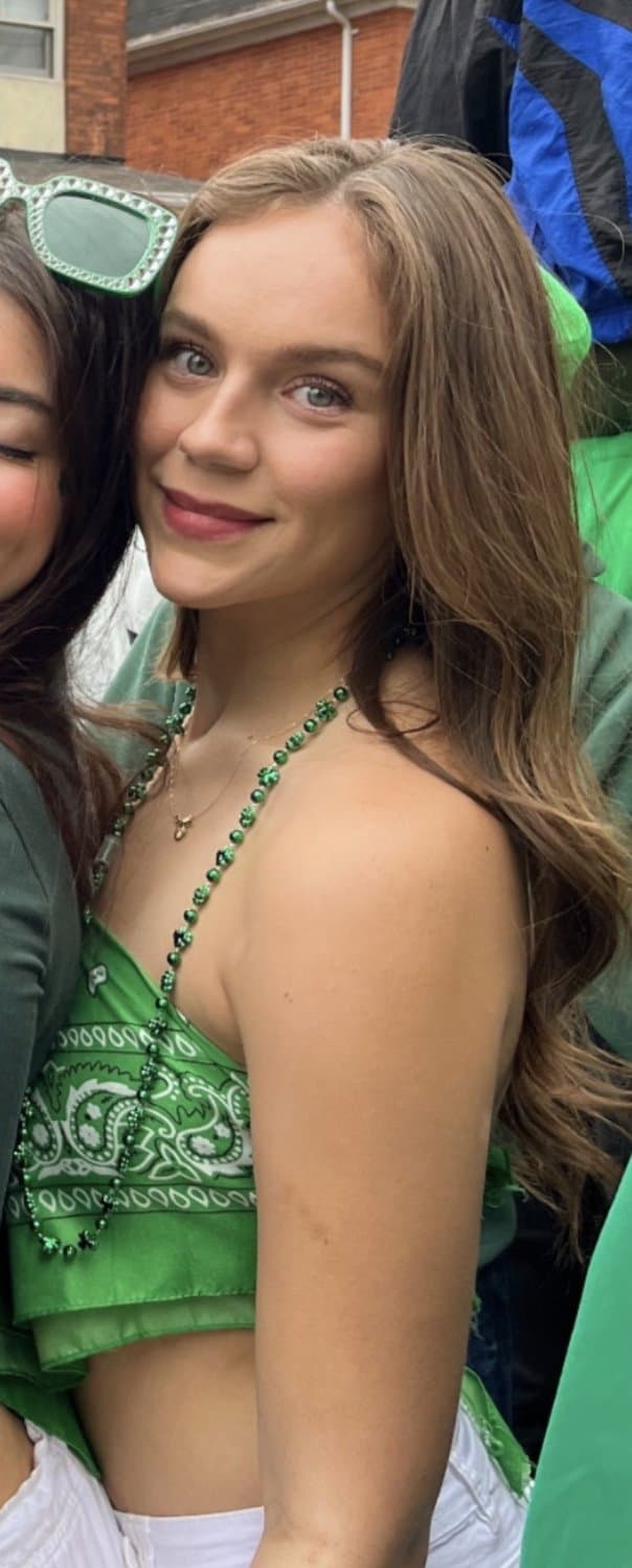 Sophomore Blonde Stunner with a gorgeous facecard