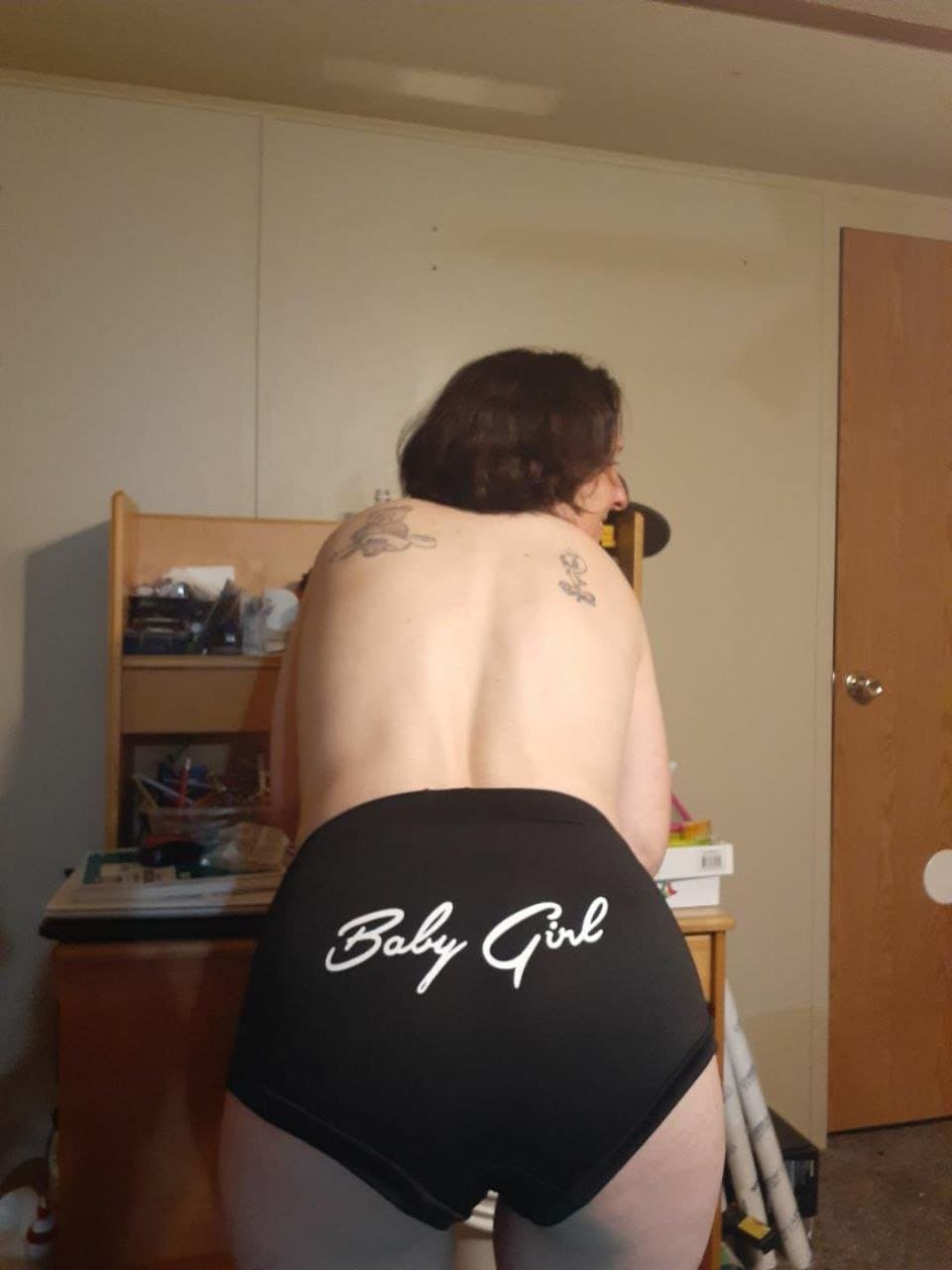 Chrystal, 43yo from North Carolina