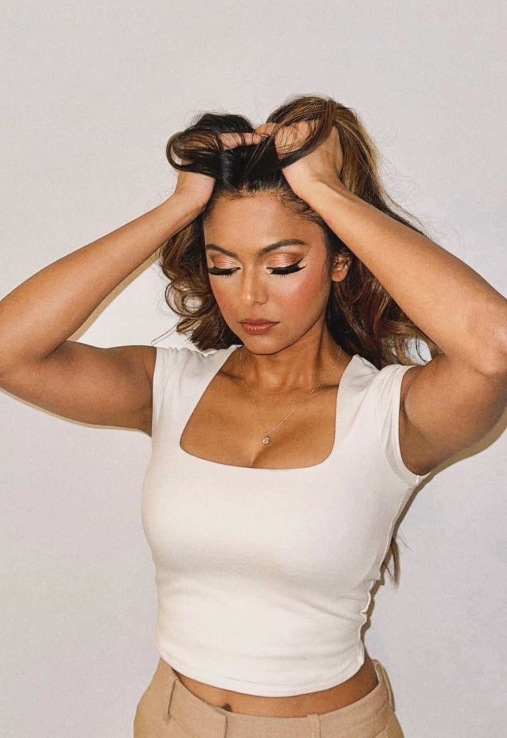 Click to view full size Emily Agard - Desi brown whore loves showing off those curry cannons & her feet for us to beat off