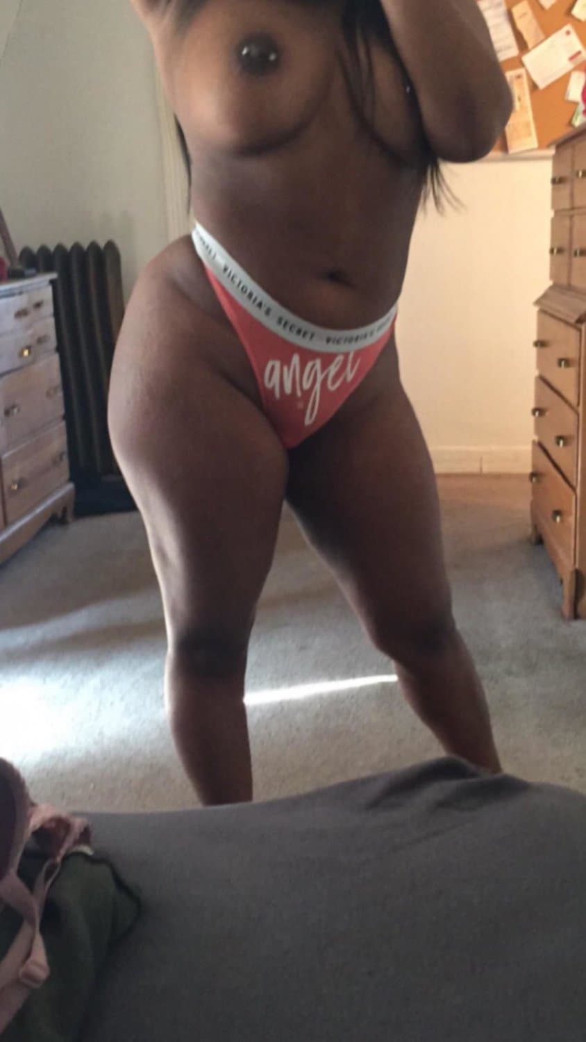 Big ass black slut Crystal Pity NJ cheater fucked & cum on
