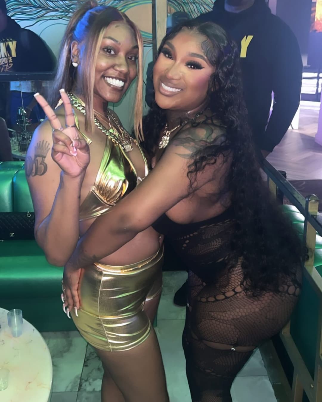 Sexy ebony rapper chick