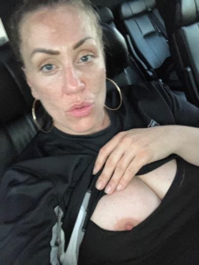 Single Mom Jenny From Atlanta Sucks Dick For A Few Bumps