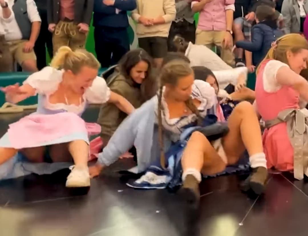 Click to view full size Devils Wheel Upskirts Pt. 2