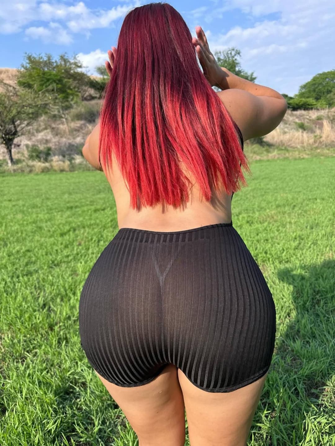 Click to view full size 3 hermosas chicas