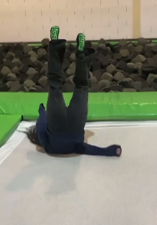 J) Korean exchange student ass (vid)