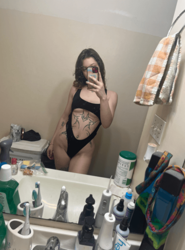 Average Fuckmeat to Beat your Cock to