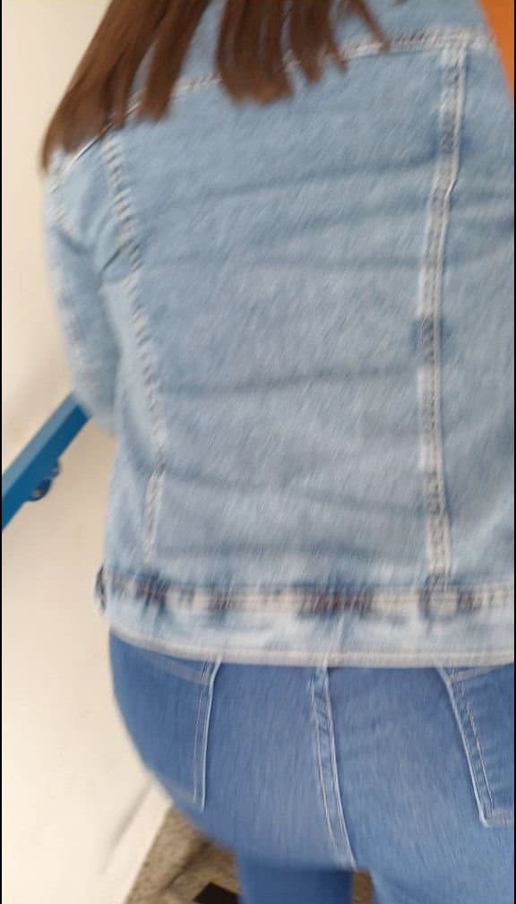 BBW was wearing red panties under her fat ass in jeans, she went up and I ....??