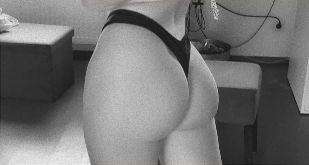 German Snapchat Slut sends me hot snaps